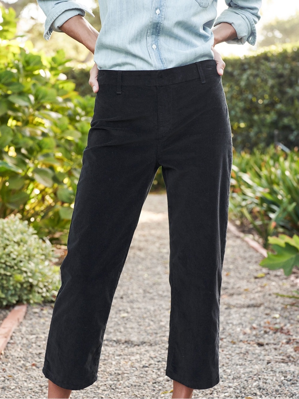 Frank & Eileen Kinsale High Rise Performance black Corduroy ankle Pants